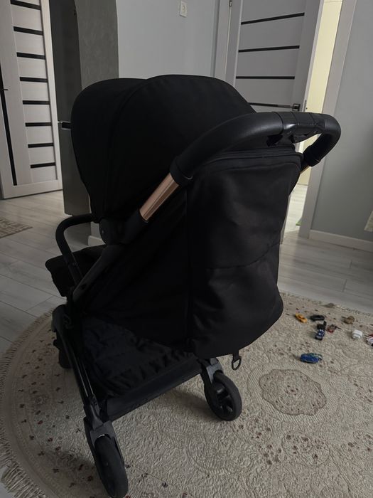 Продам коляску Easywalker Jackey