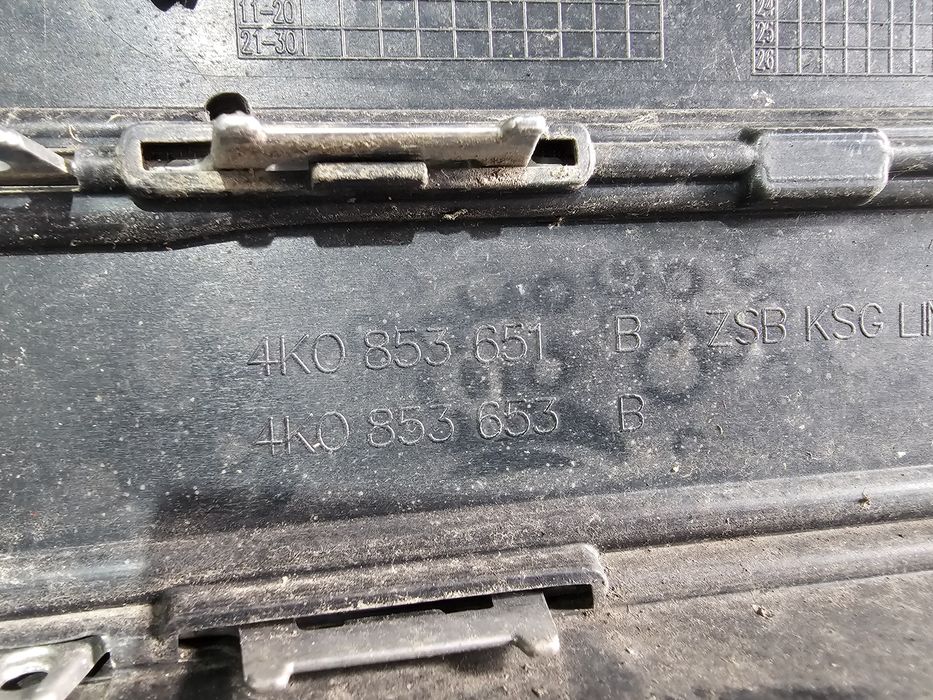Grila radiator Audi A6 C8 S-Line dupa 2018 cod 4K0853651B