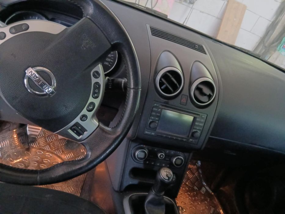 Vand nissan qashqai