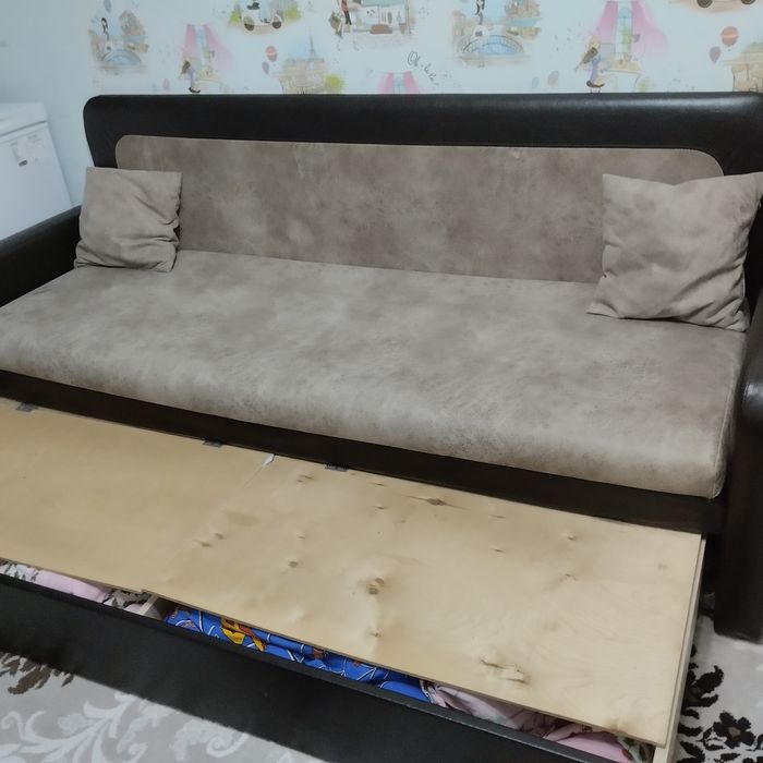 Продам диван б/у