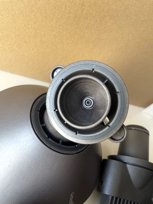 Оригинален Сешоар Dyson SUPERSONIC HD07 от Зора 5 приставки Отличен!