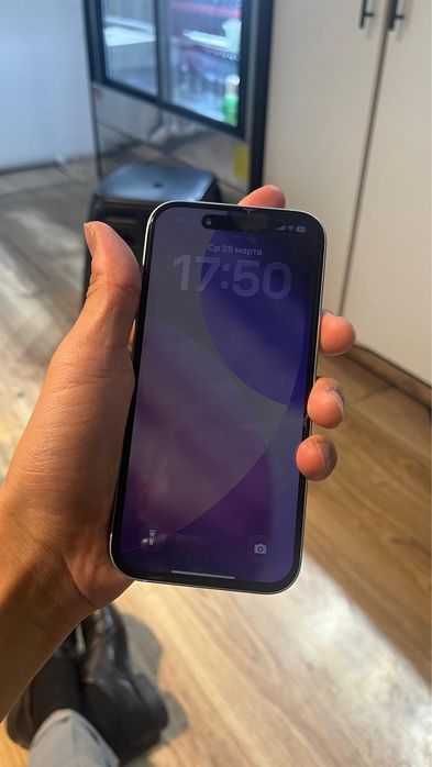 Iphone 15 сатам срочно
