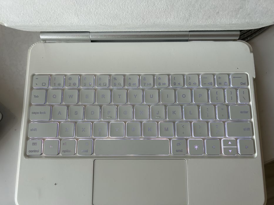Кийборд за Ipad Pro 11 inch