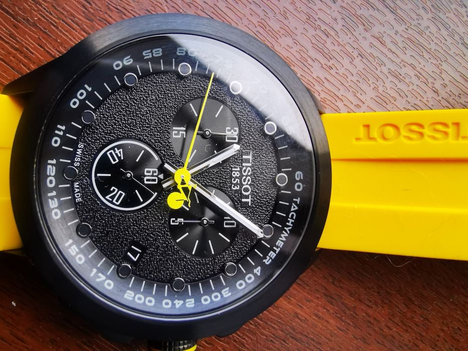 Продавам НОВ Tissot T-Race Cycling TdF 
колекция T-Race Cycling Vuelta 2023 SPECIAL EDITION
колекция T-Race Cycling Vuelta 2023 SPECIAL EDITION