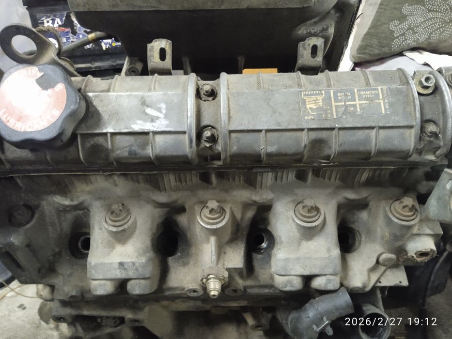 Рено. Лагуна. Головка