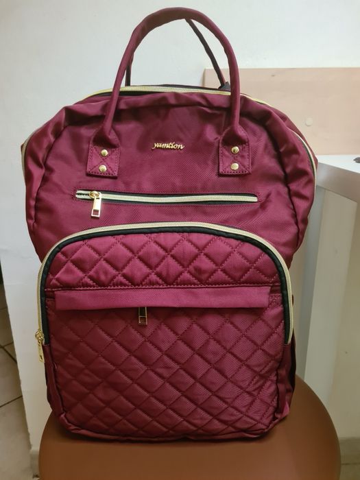 Vând geanta tip rucsac