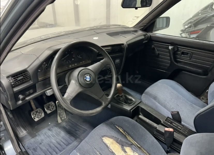 Продам BMW 318 год 1987
