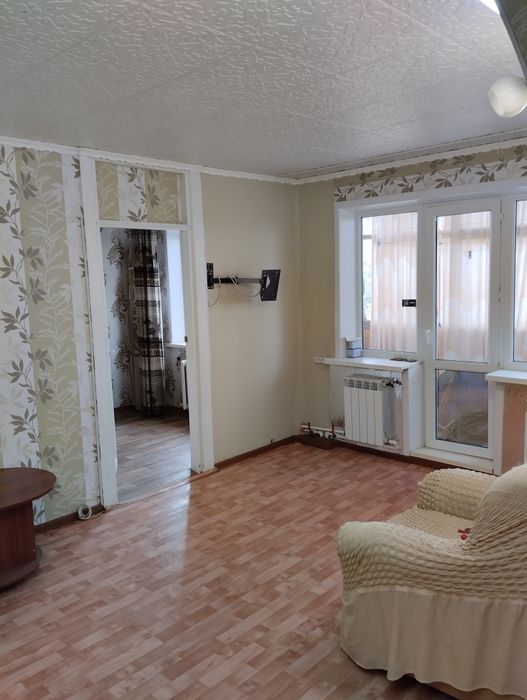 Продам 2 ух комнатную квартиру