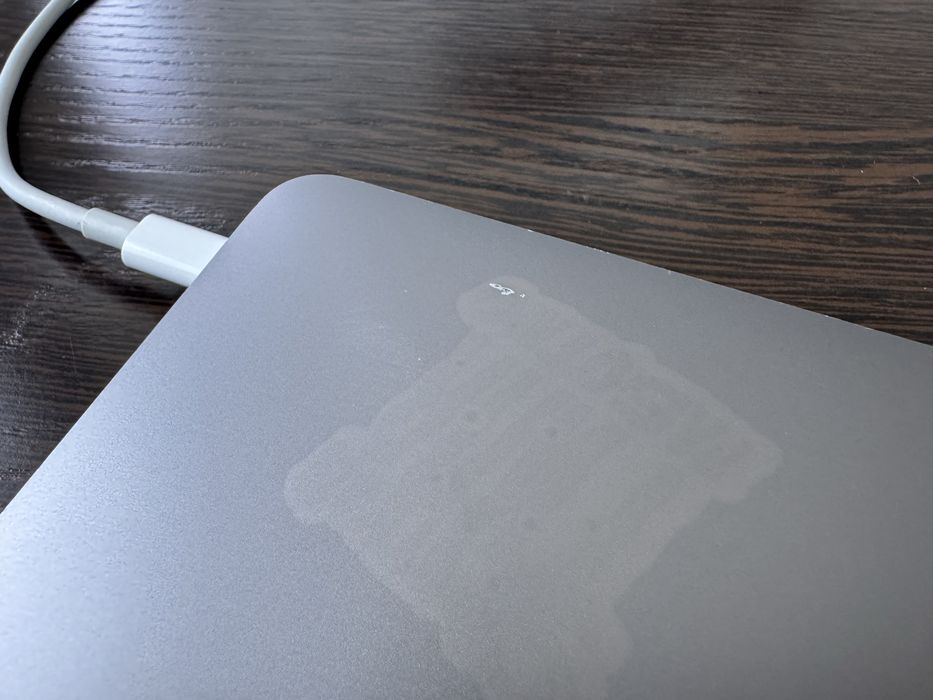 MacBook Air 13 M1 / 8GB / 256GB