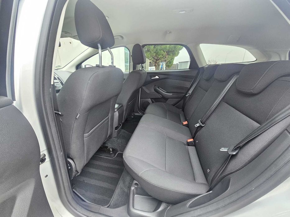 Ford Focus 1.5 TDCi Business euro 6 -2017 -Automat-Garantie 12 luni !