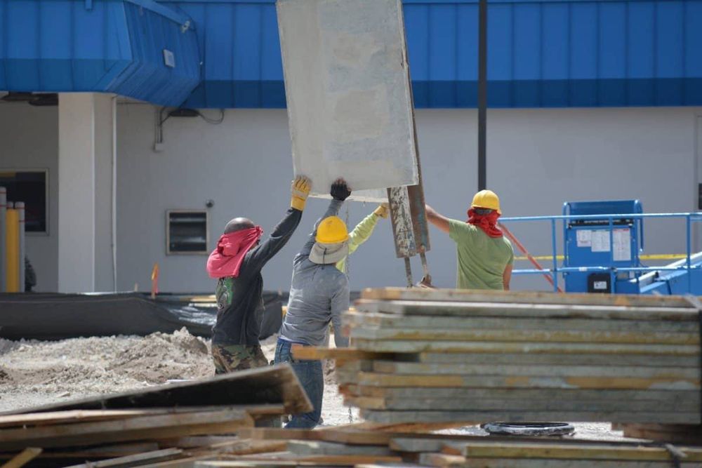 CONSTRUCTII - Electrice -Sanitare -Termice - Canalizări