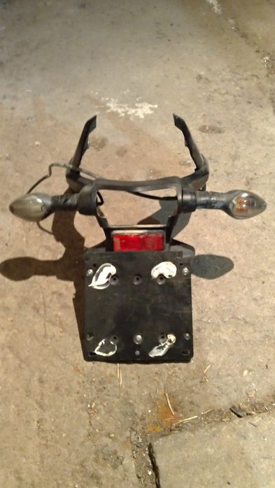 Honda Сbr 600 rr стойка номер капак задна седалка