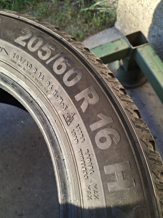 4 Anvelope de iarnă 205 60 r16 Semperit