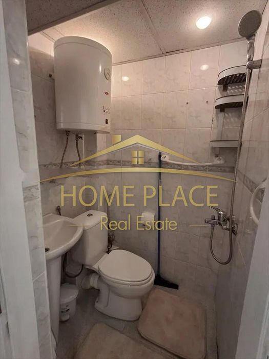 Дава се под наем Тристаен апартамент в Варна, Левски - 120 кв.м за 816 € - Снимка #9