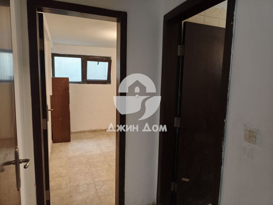 Продава се Четиристаен апартамент в с. Кошарица, Област Бургас - 90 кв.м за 578 €/кв.м - Снимка #9