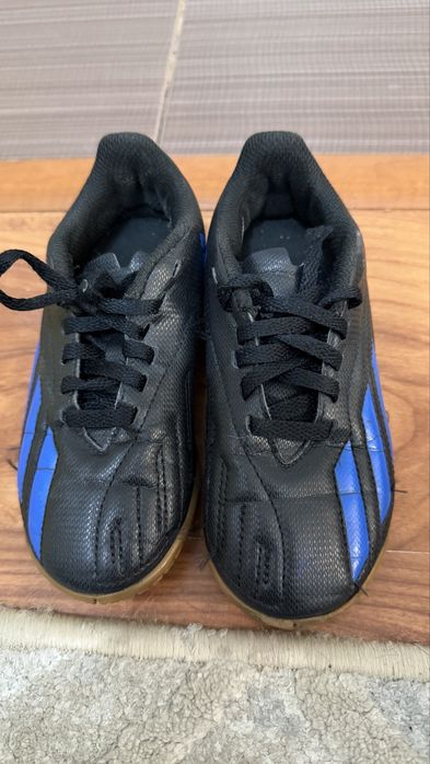 Продам сороконожки Адидас оригинал