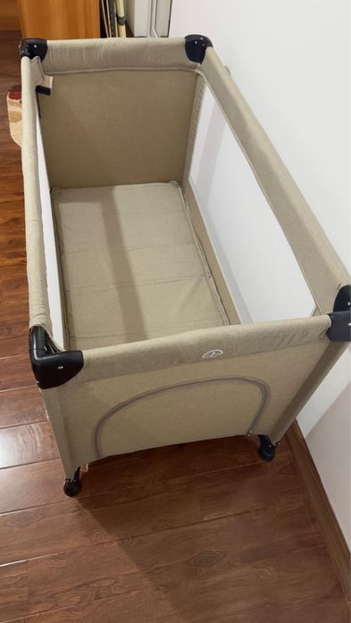 Patut pliabil bebelus - Nou