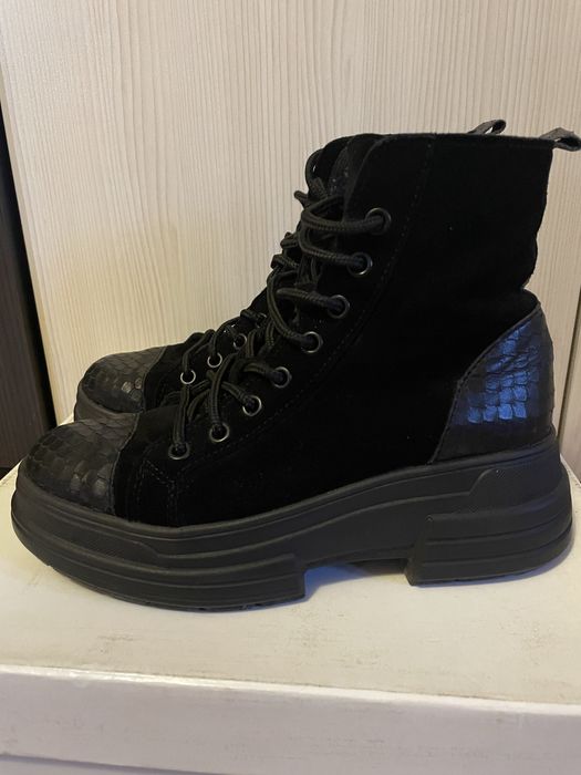 Дамски боти