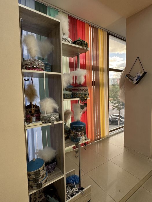 Продается действующий салон проката платьев