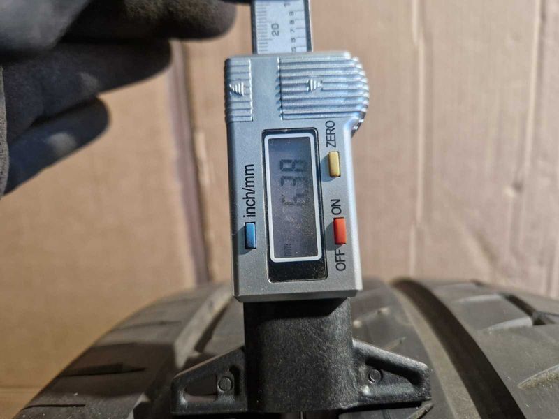 2 Continental R18 235/45
летни гуми DOT2321