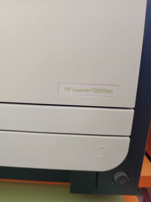 Принтер HP 2055 dn.