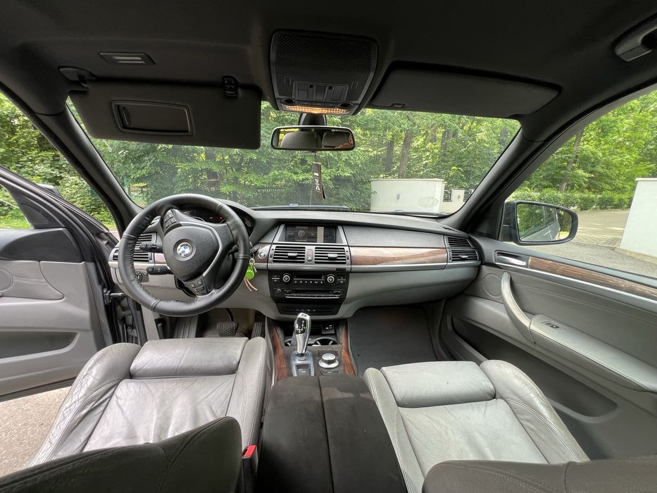 Vand x5  din 2008  doar vand