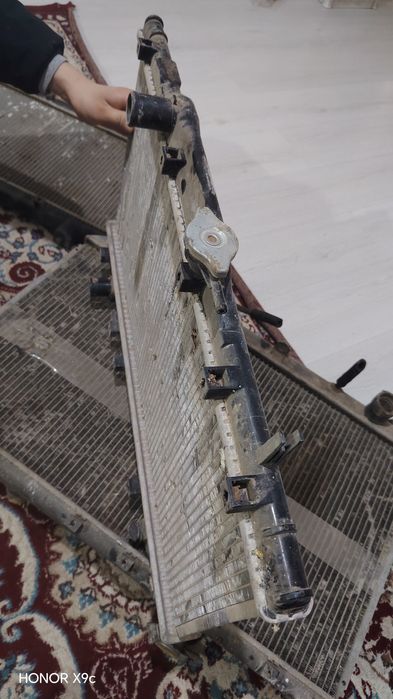 Радиатор  тайота  20.  30