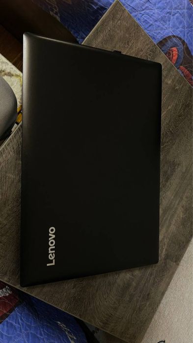 Noutbuk Lenovo IdealPad 320