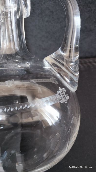 Старинный графин