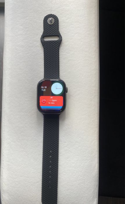 Smart часовник+Безжична зарядна станция3в1