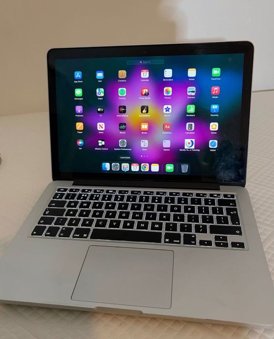 Laptop Macbook Pro (retina, 13inch, early 2015, silver 500GB)