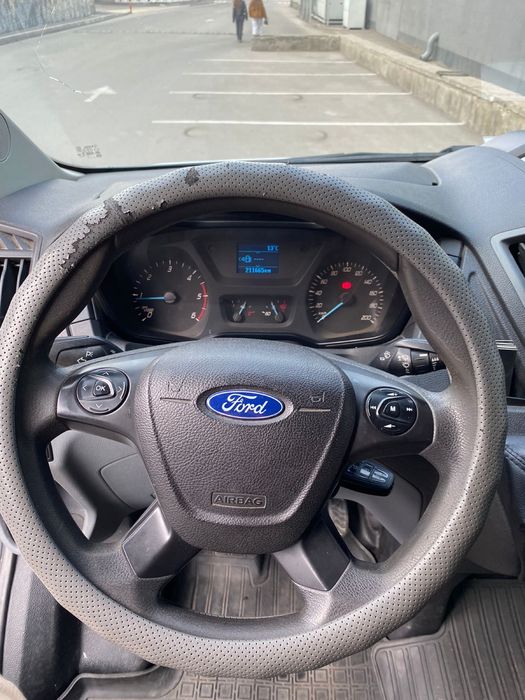 Ford Transit 2014 года