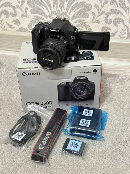 Продаю Canon 250D