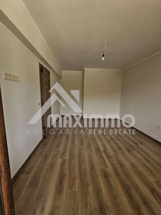 Продава се Двустаен апартамент в Варна, Виница - 70 кв.м за 1599 €/кв.м - Снимка #3