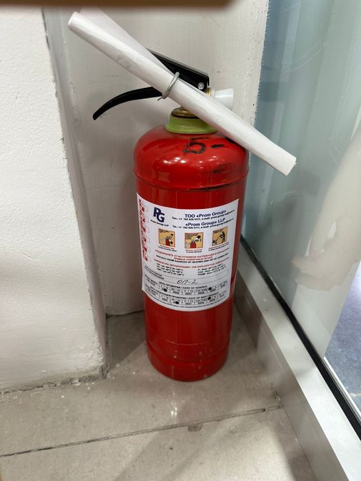 Продам огнетушитель