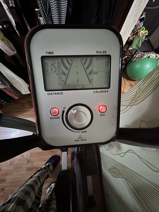 Продам тренажер, в хорошем состоянии.