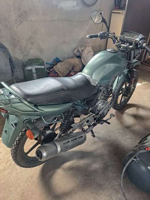 Продам мотоцикл Ямаха 150 куб