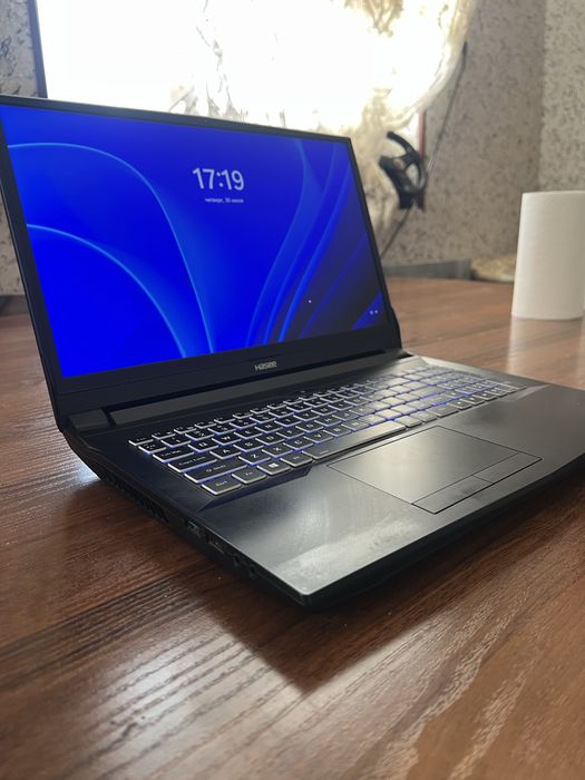 Hasee RTX 3070 / i5-10400 / 16GB / 15.6” Игровой ноутбук