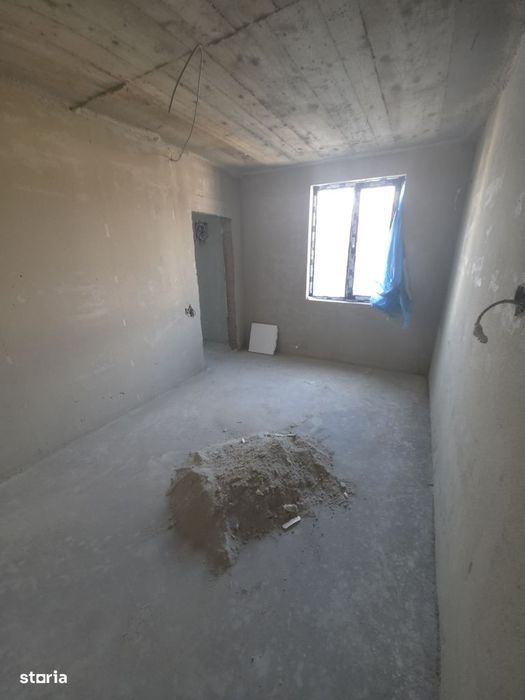 Duplex P+1+M 3 dormitoare 3 bai
