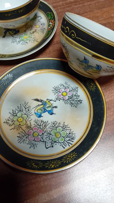 Сервиз и чинии  японски  костен  порцелан