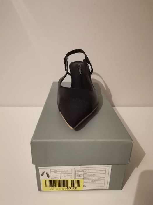 Pantofi dama C. Paravano negri cu toc, marimea 37.5, noi