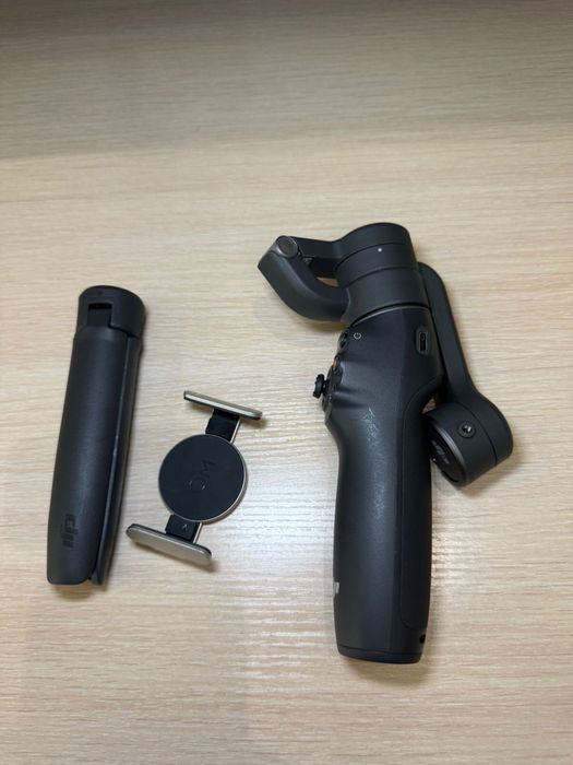 DJI Osmo Mobile 6