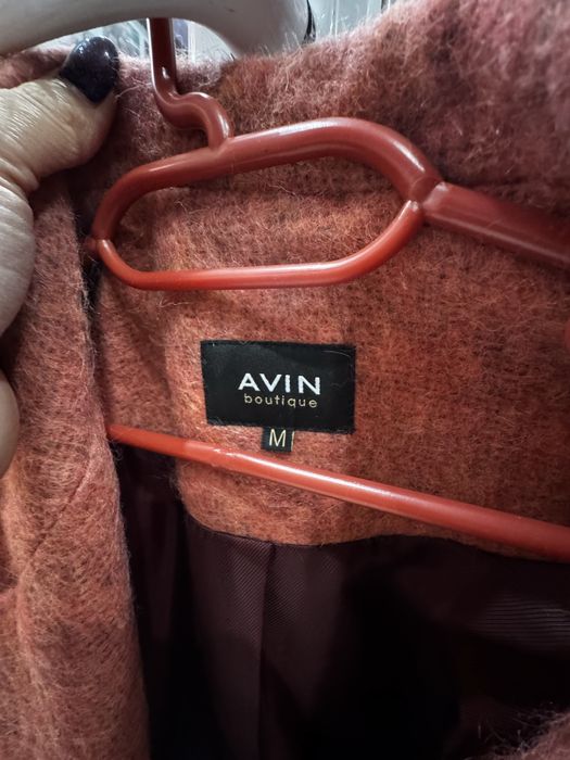 AVIN- Палто с коланче