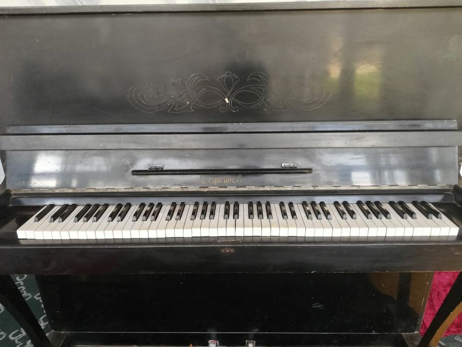 Pianino sotiladi holati yaxshi