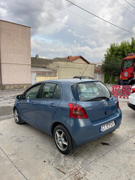 Vând Toyota Yaris