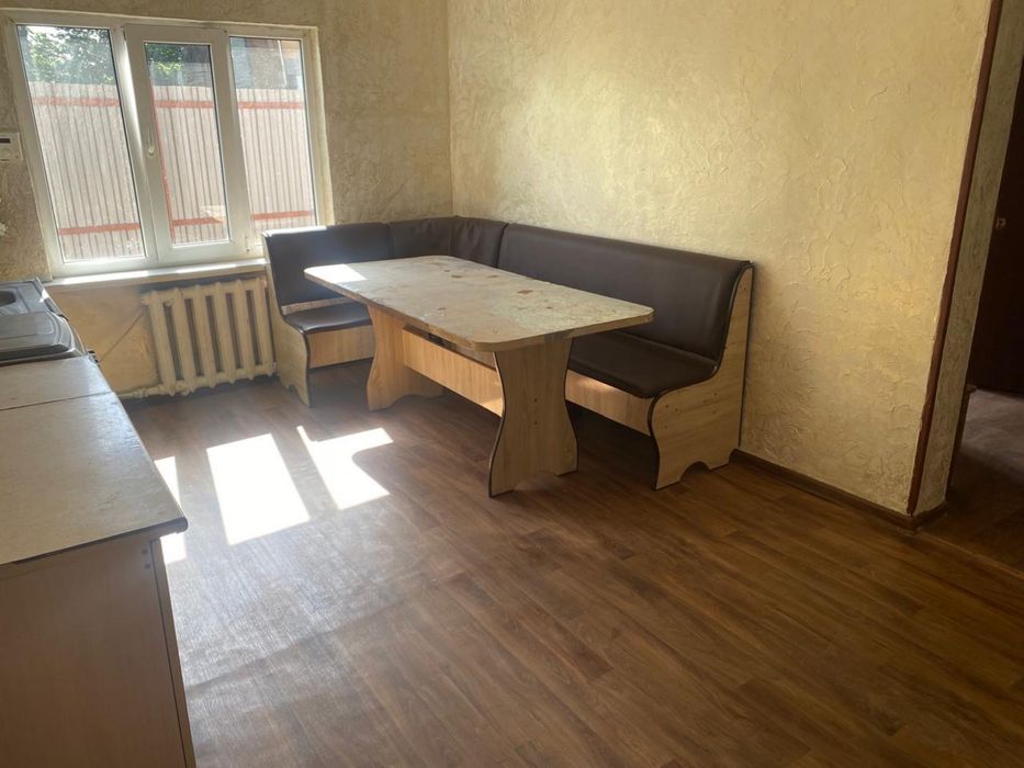 Үйдің жарты бөлігі  сатылады