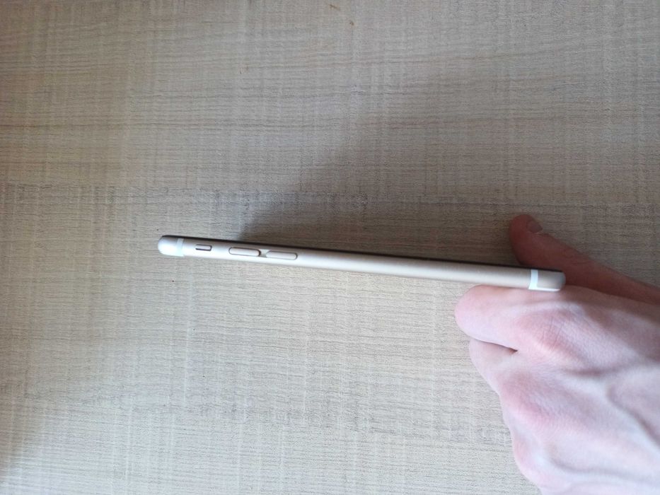 Iphone 6s 64gb. Торга нет