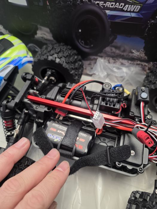 RC Количка MJX Hyper Go 14208 70KM/H Brushless RC Car Offroad Бъги
