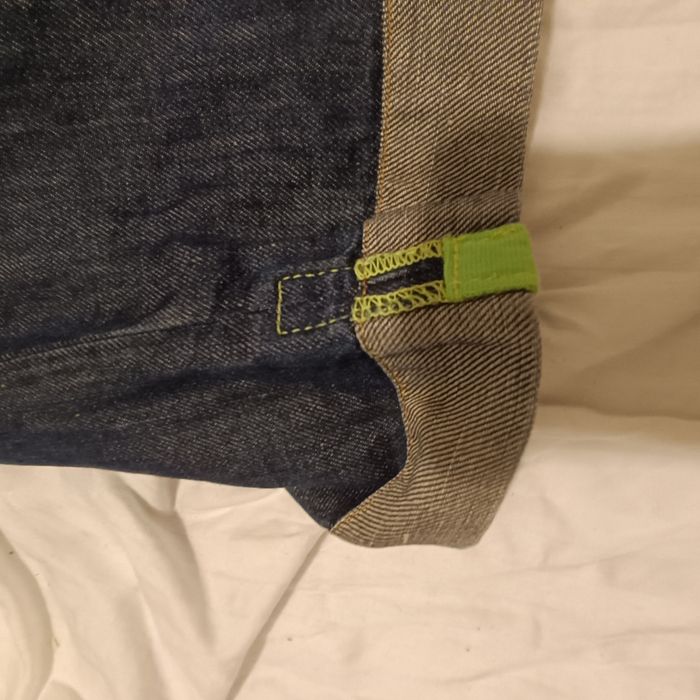 Pantaloni scurți de blugi Armani Jeans 32/32