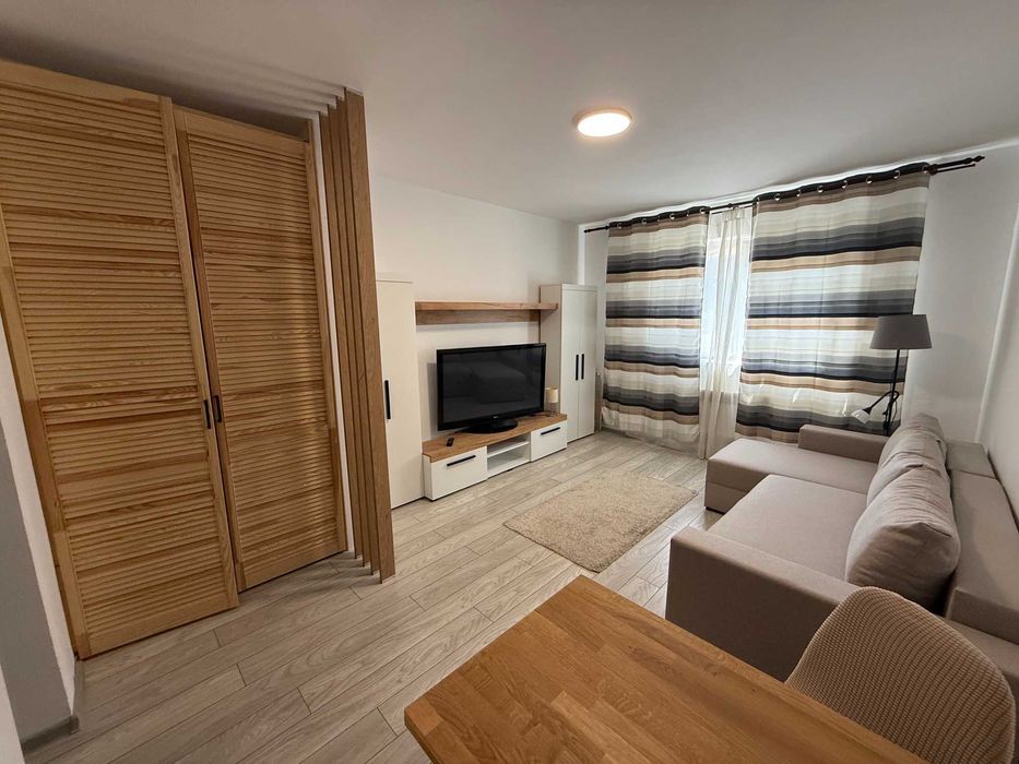 Vand Garsoniera Sibiu Zona buna etaj 1 renovata